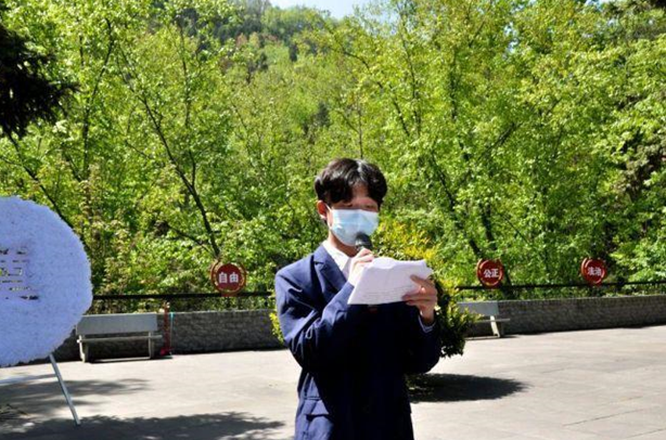 信息工程系“緬懷革命先烈、傳承紅色基因、爭做報國青年”黨史學習教育團日活動