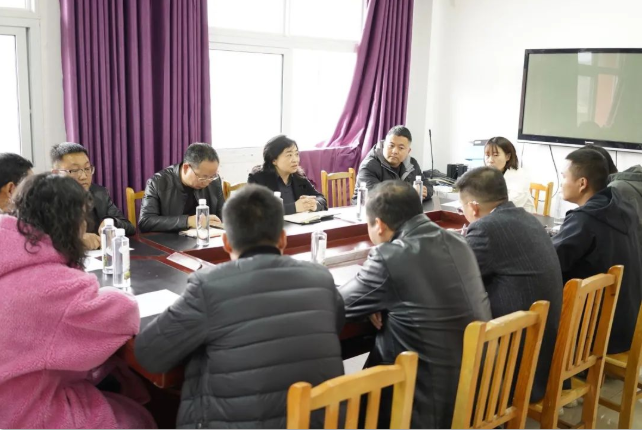 學(xué)院黨委委員、副院長黃瑛赴鄉(xiāng)村振興聯(lián)系點調(diào)研、宣講黨的二十大精神