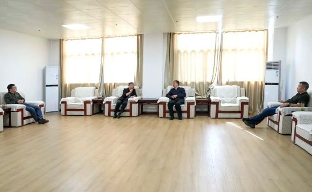 畢節(jié)市政協(xié)副主席、民盟畢節(jié)市委主委劉祖榮赴我院調(diào)研