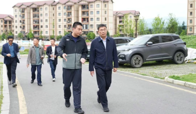 駐村幫扶再起航丨學(xué)院黨委書記周杰一行送新任駐村干部赴村上崗