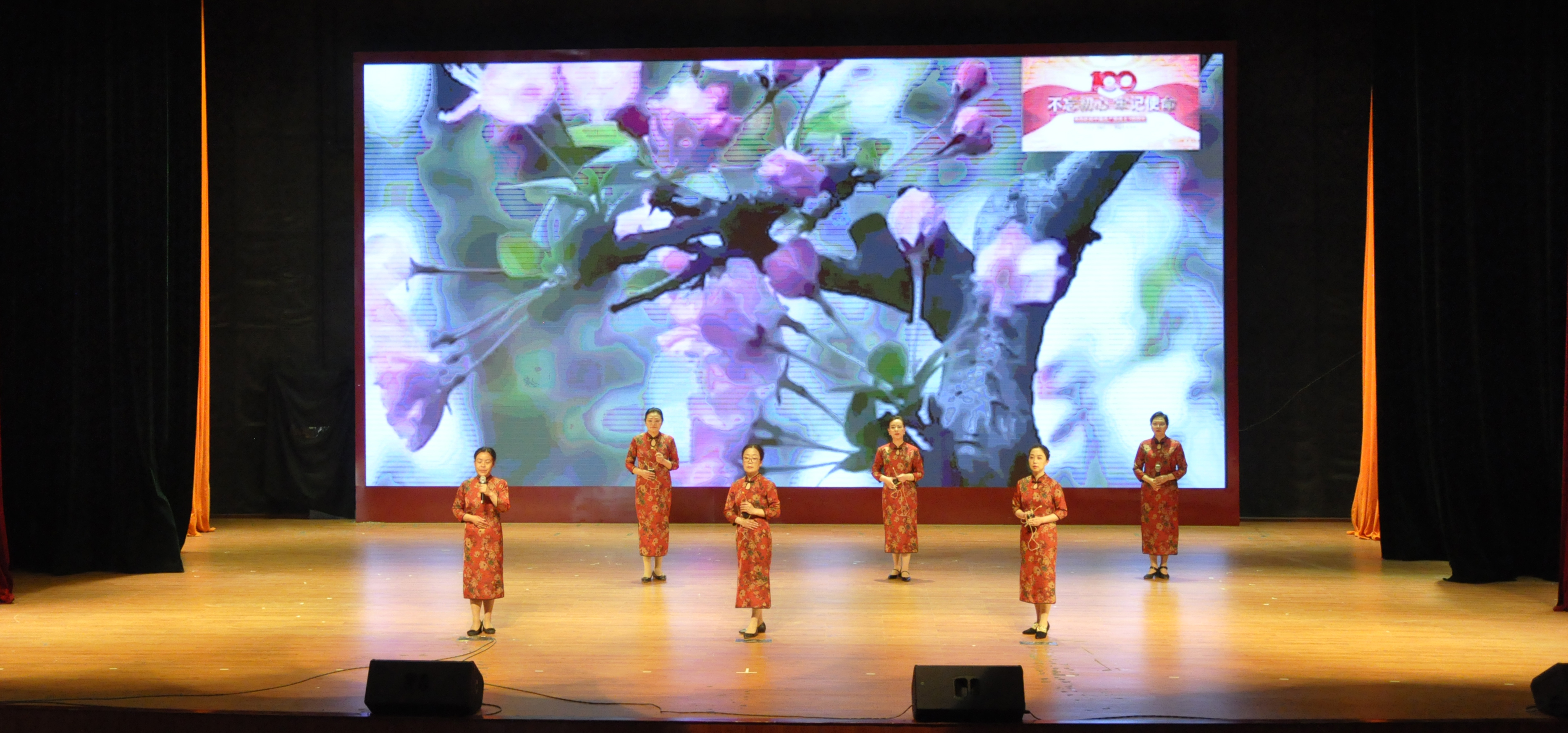 “學黨史 頌英雄”紅色經(jīng)典誦讀